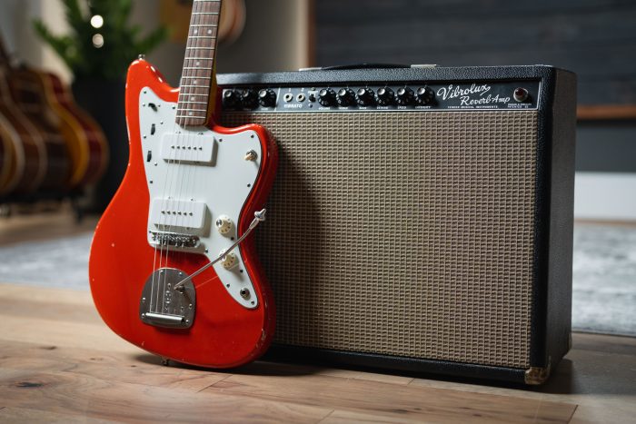 The Vibrolux is an iconic amp in the Fender lineup. Ours is a vintage 1967 'Black Panel' model with original Oxford speakers. 		
			
				This post is only available to members.