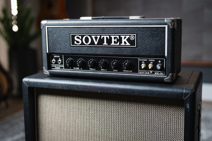 The MIG-50 is essentially a Russian-made Fender Bassman. Sovtek was originally created by the founder of Electro-Harmonix, utilizing high quality Russian components. The MIG-50 sounds like a big, fat Bassman. It reminds us of the classic black-panel designs from Fender.
 		
			
				To access this post, you must purchase WT TONE PASS 2023 – Standard or WT TONE PASS 2023 – Premium.